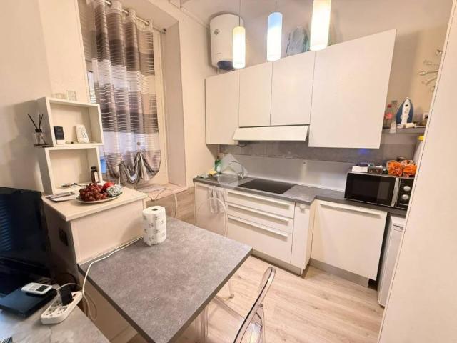 Appartamento in vendita a Maddalena, Genova