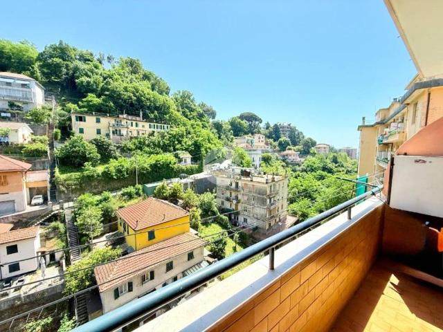 Appartamento in vendita a Medio Ponente, Serra Riccò