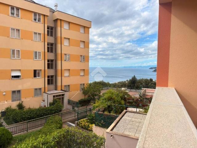 Appartamento in vendita a Ca' Nuova, Genova