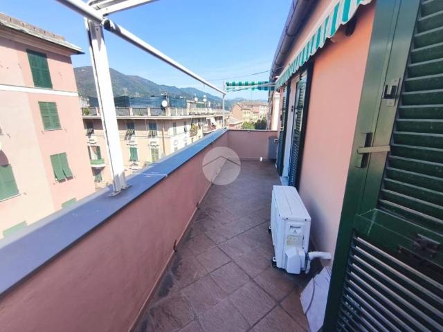 Attico in vendita a Val Polcevera, Serra Riccò