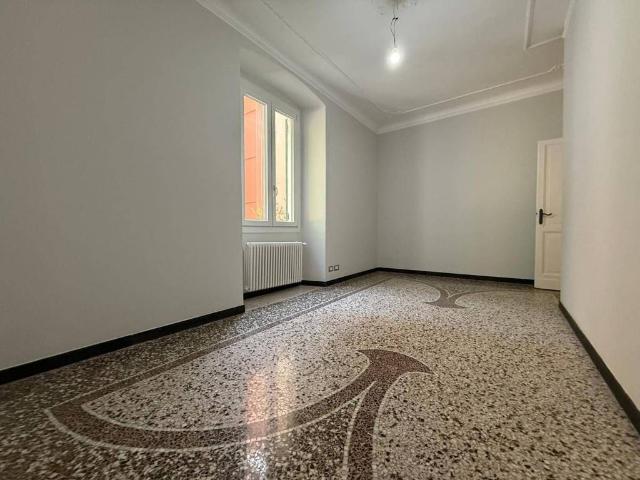 Appartamento in vendita a Centro Est, Serra Riccò