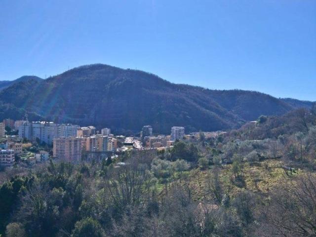 Appartamento in vendita a Media Val Bisagno, Serra Riccò