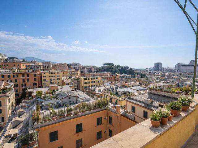 Appartamento in vendita a Centro Est, Serra Riccò