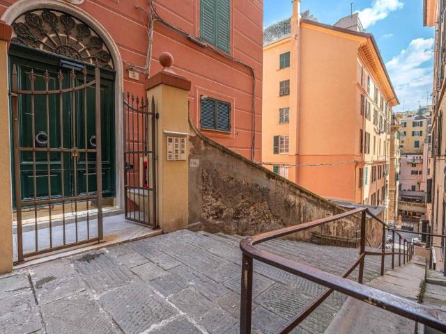 Appartamento in vendita a Centro Est, Serra Riccò