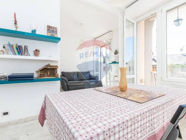Appartamento in vendita a Centro Est, Serra Riccò