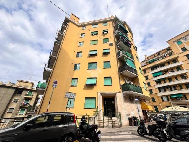 Appartamento in vendita a Centro Ovest, Serra Riccò
