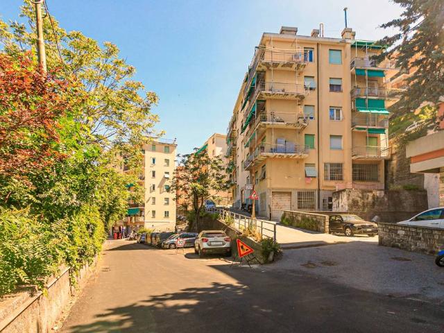 Appartamento in vendita a Levante, Serra Riccò