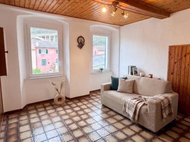 Appartamento in vendita a San Nicolò, Genova