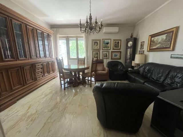 Appartamento in vendita a Levante, Serra Riccò