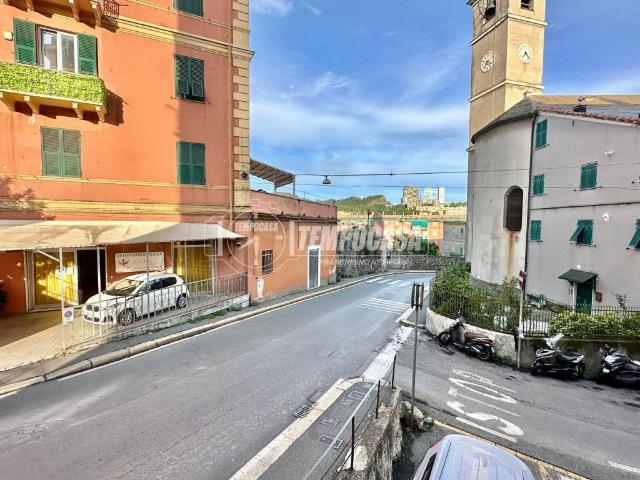 Appartamento in vendita a Medio Ponente, Serra Riccò