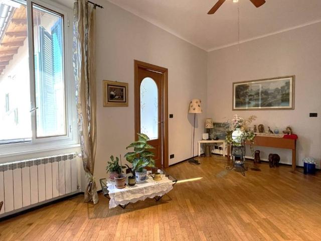 Appartamento in vendita a Centro Ovest, Serra Riccò