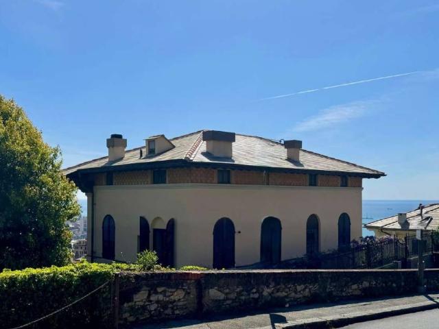 Appartamento in vendita a Centro Est, Serra Riccò