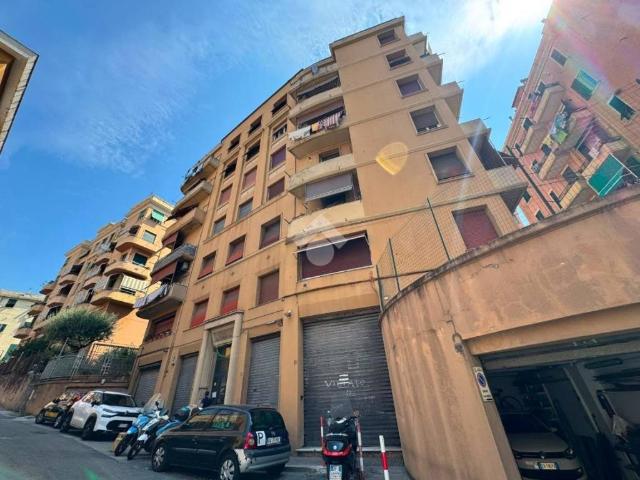 Appartamento in vendita a Sampierdarena, Genova