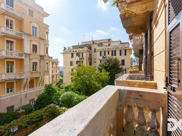 Appartamento in vendita a Carmine, Genova