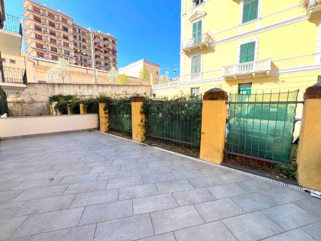 Appartamento in vendita a Medio Ponente, Serra Riccò