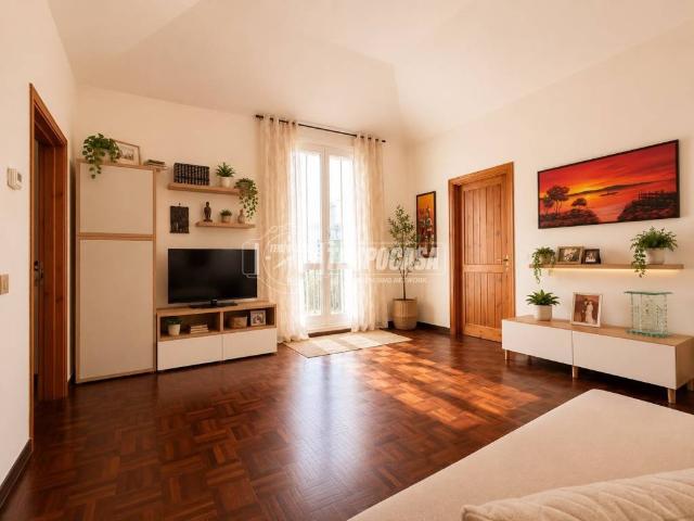 Appartamento in vendita a Centro Ovest, Serra Riccò