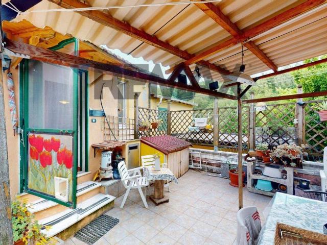 Appartamento in vendita a Val Polcevera, Serra Riccò