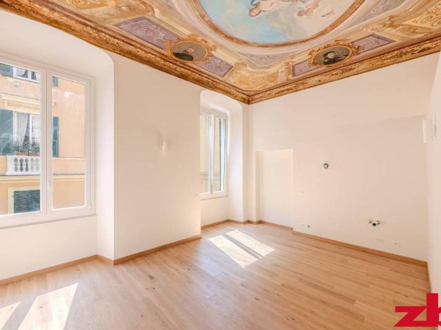 Appartamento in vendita a Centro Est, Serra Riccò