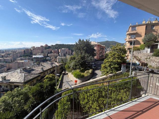 Appartamento in vendita a Levante, Serra Riccò