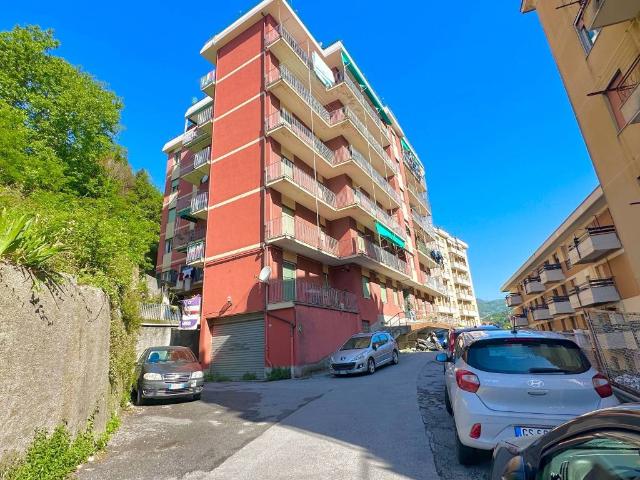 Appartamento in vendita a Val Polcevera, Serra Riccò