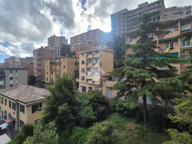 Appartamento in vendita a Biscione, Genova