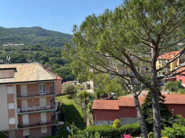 Appartamento in vendita a Media Val Bisagno, Serra Riccò