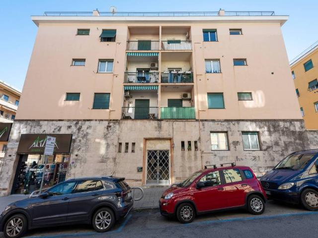 Appartamento in vendita a Medio Levante, Serra Riccò