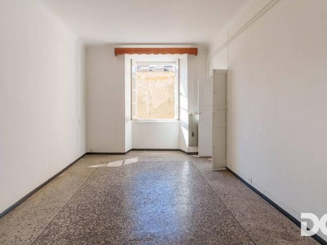 Appartamento in vendita a Centro Est, Serra Riccò