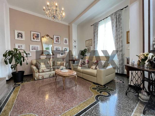 Appartamento in vendita a Centro Ovest, Serra Riccò