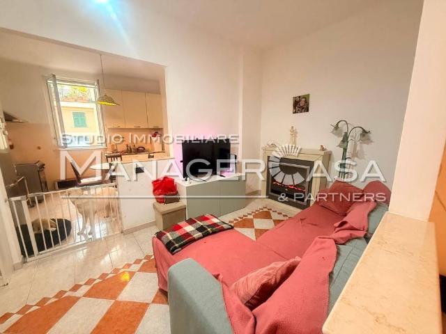 Appartamento in vendita a Centro Ovest, Serra Riccò