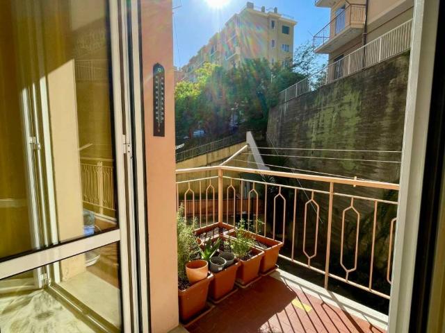 Appartamento in vendita a Centro Est, Serra Riccò