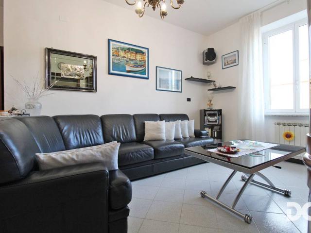 Appartamento in vendita a Val Polcevera, Serra Riccò