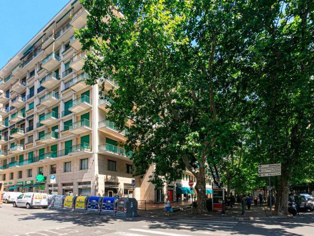 Appartamento in vendita a Centro Est, Serra Riccò