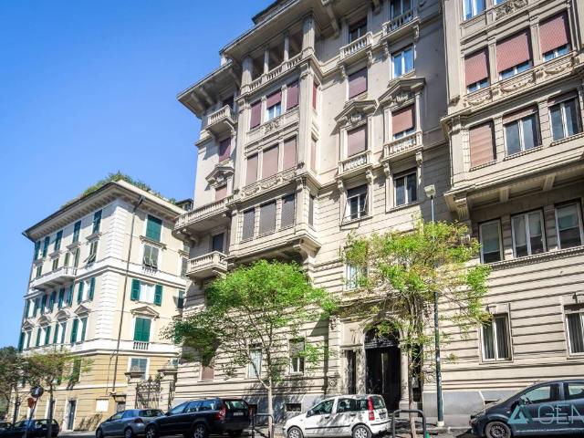 Appartamento in vendita a Centro Est, Serra Riccò