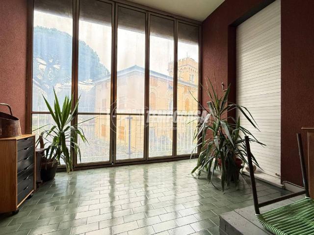 Appartamento in vendita a Media Val Bisagno, Serra Riccò