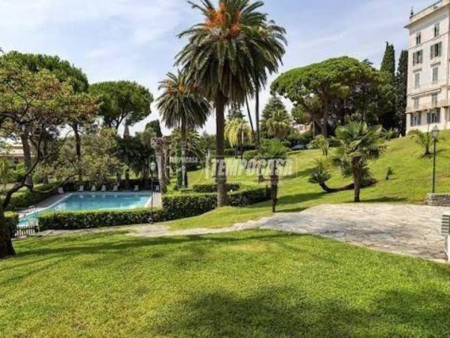 Appartamento in vendita a Sant'Ilario, Genova