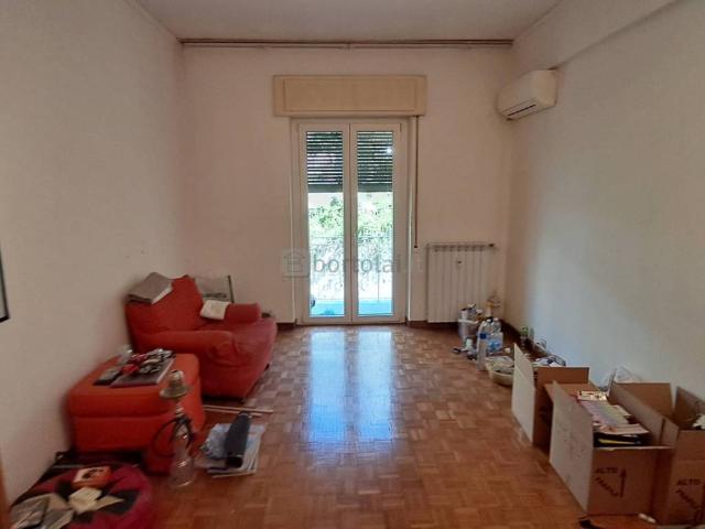 Appartamento in vendita a Levante, Serra Riccò