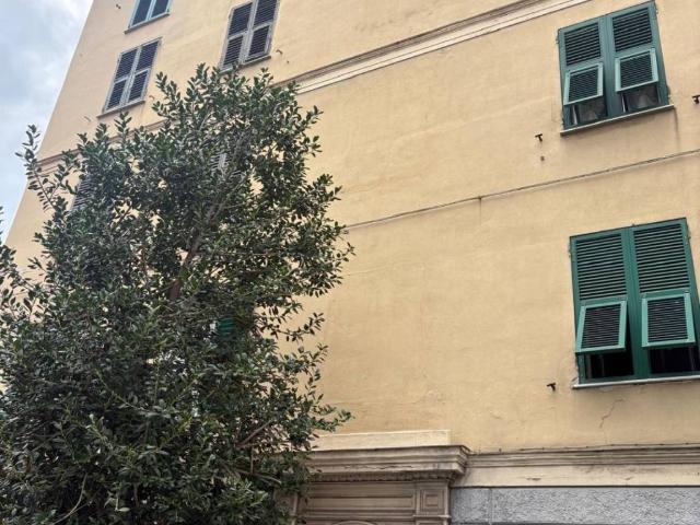 Appartamento in vendita a Cornigliano, Genova