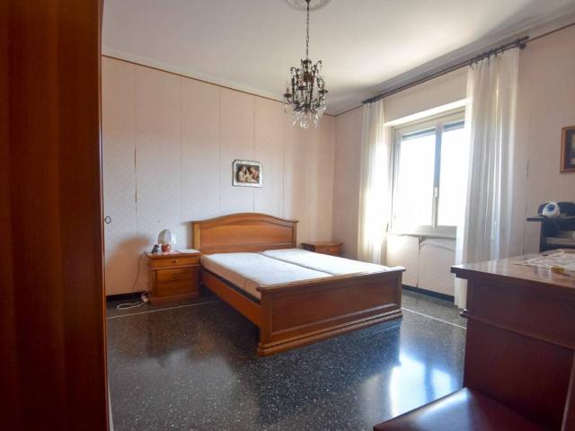 Appartamento in vendita a Ca' Nuova, Genova