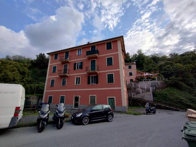 Appartamento in vendita a Val Polcevera, Serra Riccò