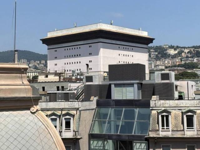 Appartamento in vendita a Centro Est, Serra Riccò
