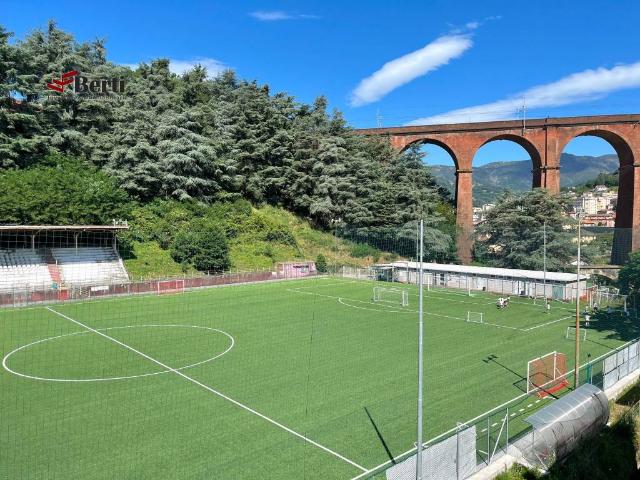 Appartamento in vendita a Val Polcevera, Serra Riccò