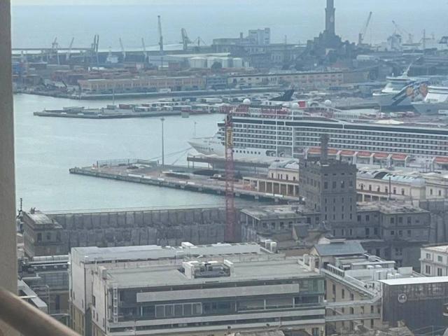 Appartamento in vendita a Centro Est, Serra Riccò
