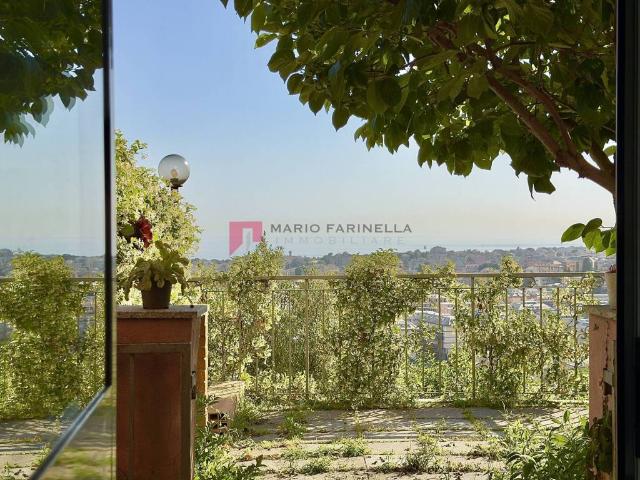 Appartamento in vendita a Levante, Serra Riccò