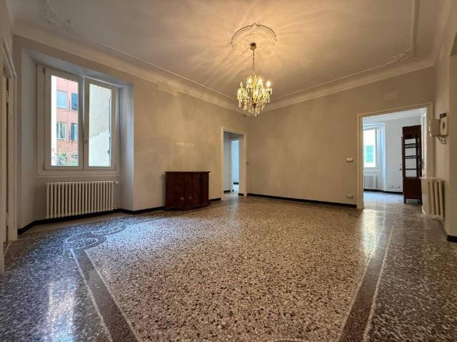 Appartamento in vendita a Centro Est, Serra Riccò