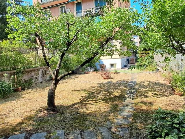 Appartamento in vendita a Medio Levante, Serra Riccò
