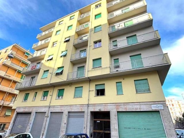 Appartamento in vendita a Medio Ponente, Serra Riccò