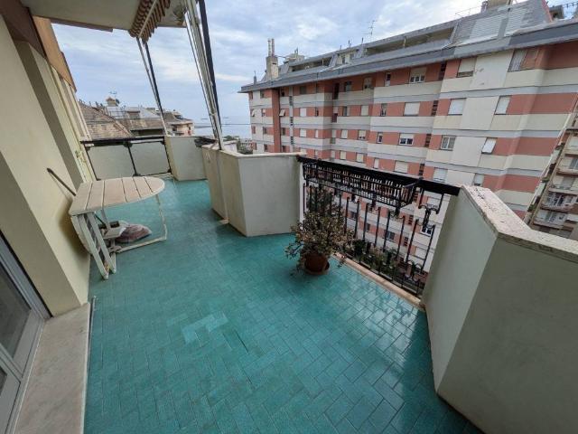 Appartamento in vendita a Pegli, Genova