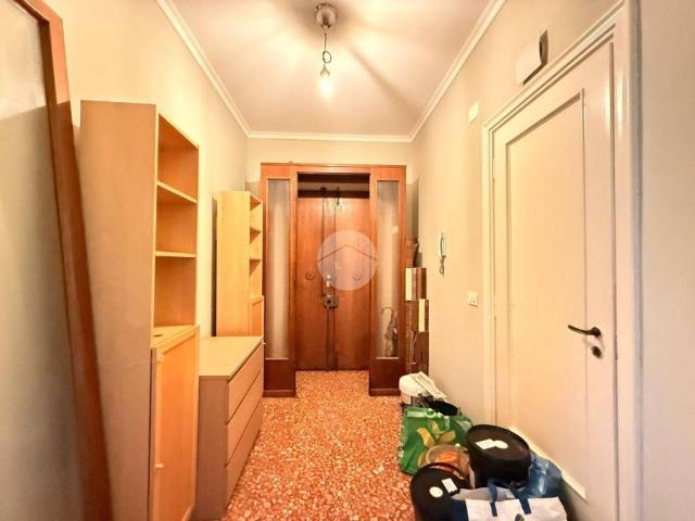 Appartamento in vendita a Centro Ovest, Serra Riccò