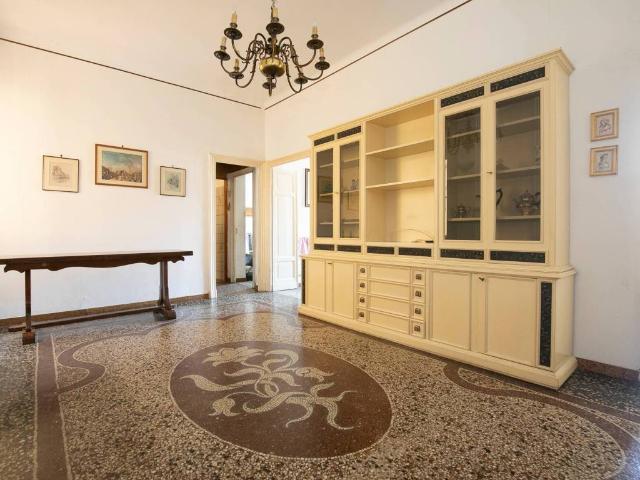 Appartamento in vendita a Medio Levante, Serra Riccò